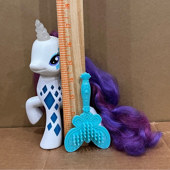 Hasbro My Little Pony Cutie Mark Magic Glamour Glow Rarity Light Up 7” Pony - Picture 5 of 5